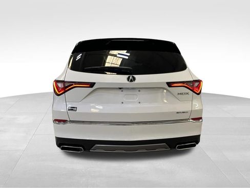 Used 2025 Acura MDX SH-AWD image 4
