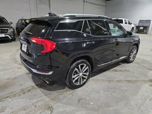 Used 2019 GMC Terrain Denali w/ Advanced Safety Package AWD/4WD image 11
