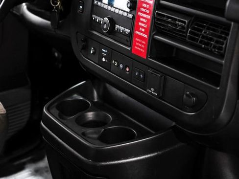 Used 2020 Chevrolet Express 2500 RWD image 26
