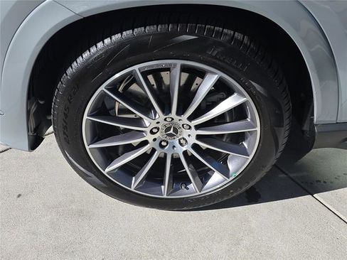 New 2026 Mercedes-Benz GLE 450 4MATIC image 11