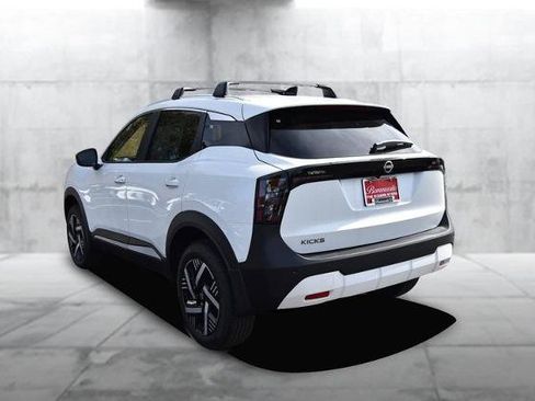 New 2026 Nissan Kicks SV w/ SV Premium Package image 7