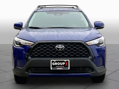 Used 2024 Toyota Corolla Cross LE w/ Moonroof Package FWD image 4