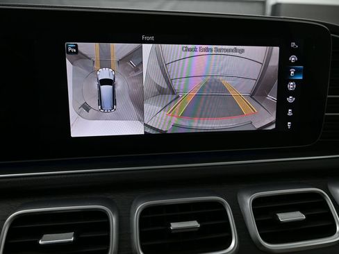 Used 2021 Mercedes-Benz GLS 450 4MATIC image 23