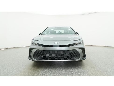 New 2026 Toyota Camry SE FWD image 31