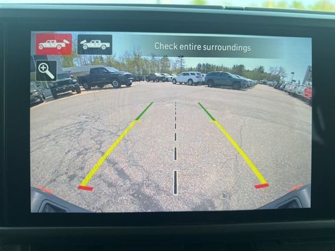 Used 2024 Jeep Gladiator Mojave w/ Technology Group AWD/4WD image 29