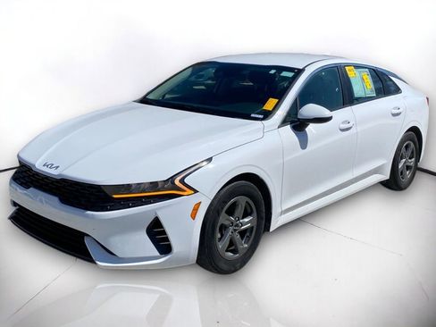 Used 2023 Kia K5 LXS image 2