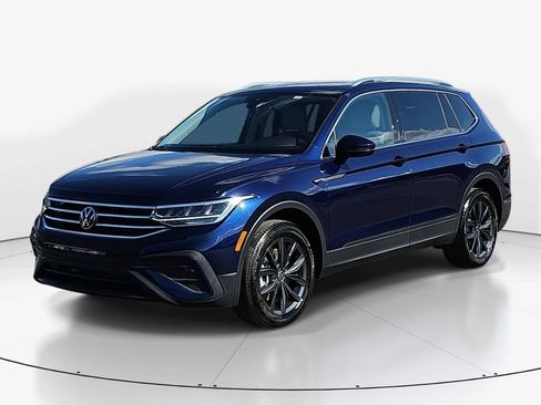 Used 2024 Volkswagen Tiguan SE image 9