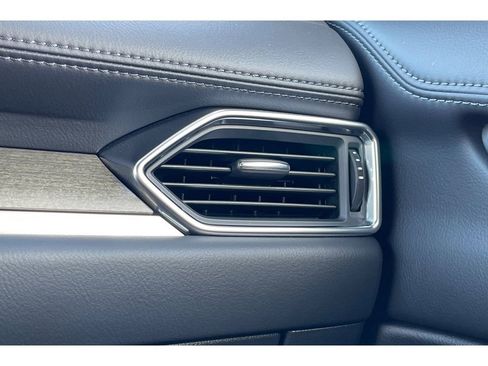 Certified 2025 MAZDA CX-5 Signature image 31