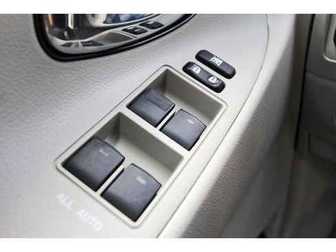 Used 2010 Toyota Camry image 20