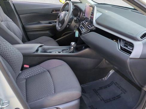 Used 2021 Toyota C-HR LE image 19