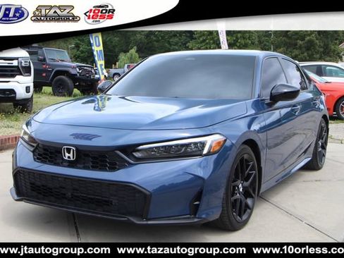 Used 2025 Honda Civic Sport image 3