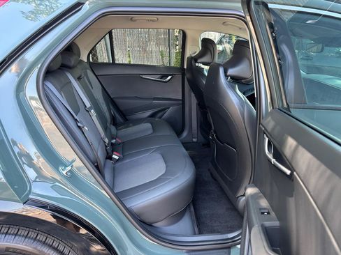 Used 2025 Kia Niro Wind FWD image 22