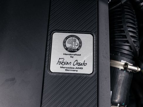 Used 2024 Mercedes-Benz GLC 43 AMG 4MATIC image 33