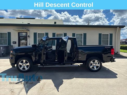 Used 2017 Chevrolet Silverado 1500 LT w/ All Star Edition AWD/4WD image 14