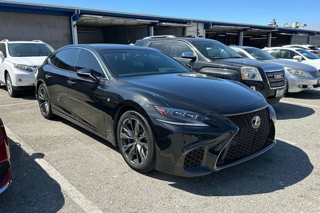 Used 2018 Lexus LS 500 F Sport w/ Performance Package RWD image 2