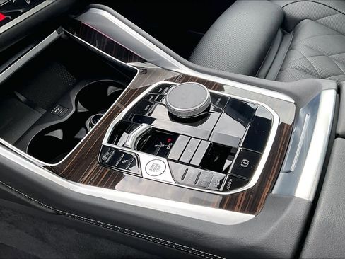 Used 2024 BMW X6 xDrive40i w/ Premium Package AWD/4WD image 17