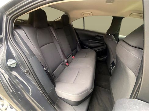 Certified 2023 Toyota Corolla LE image 18