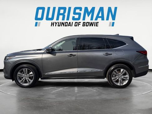 Used 2023 Acura MDX SH-AWD image 3