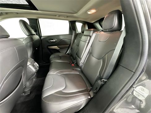 Used 2018 Jeep Cherokee Limited w/ High Altitude Package image 27