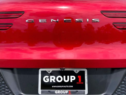 Used 2023 Genesis GV70 2.5T AWD/4WD image 10