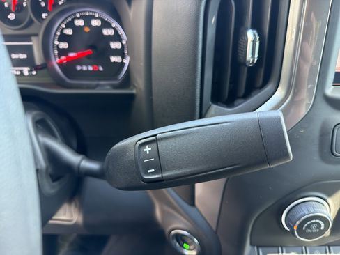 Used 2024 Chevrolet Silverado 1500 Custom image 24