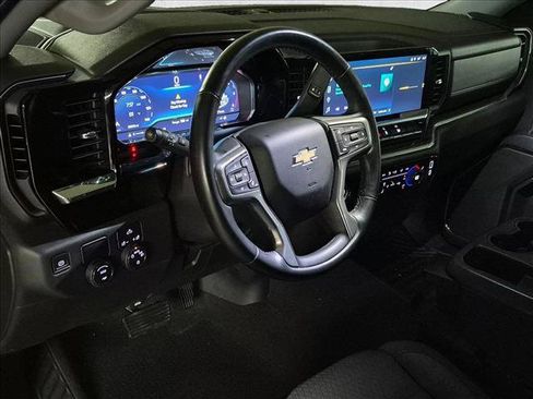 Used 2023 Chevrolet Silverado 1500 LT RWD image 11