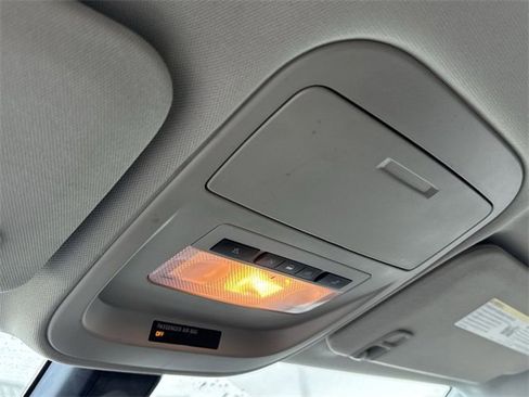 Used 2020 Chevrolet Colorado LT image 22