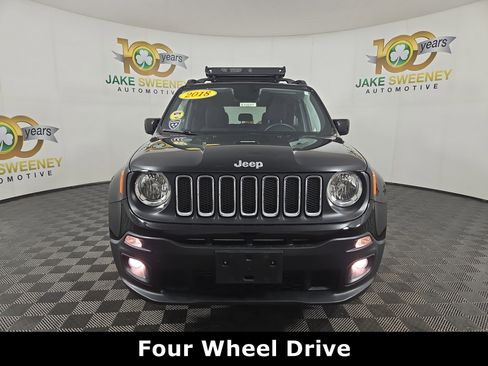 Certified 2018 Jeep Renegade Latitude w/ Cold Weather Group image 3