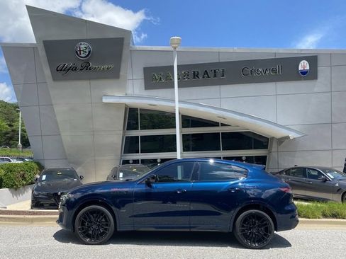 New 2024 Maserati Levante Trofeo image 8