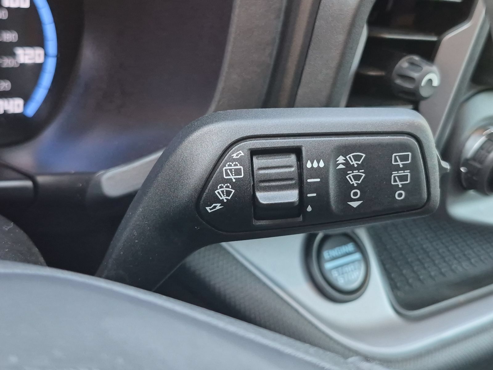 Used 2024 Ford Bronco Sport Big Bend w/ Convenience Package AWD/4WD image 23