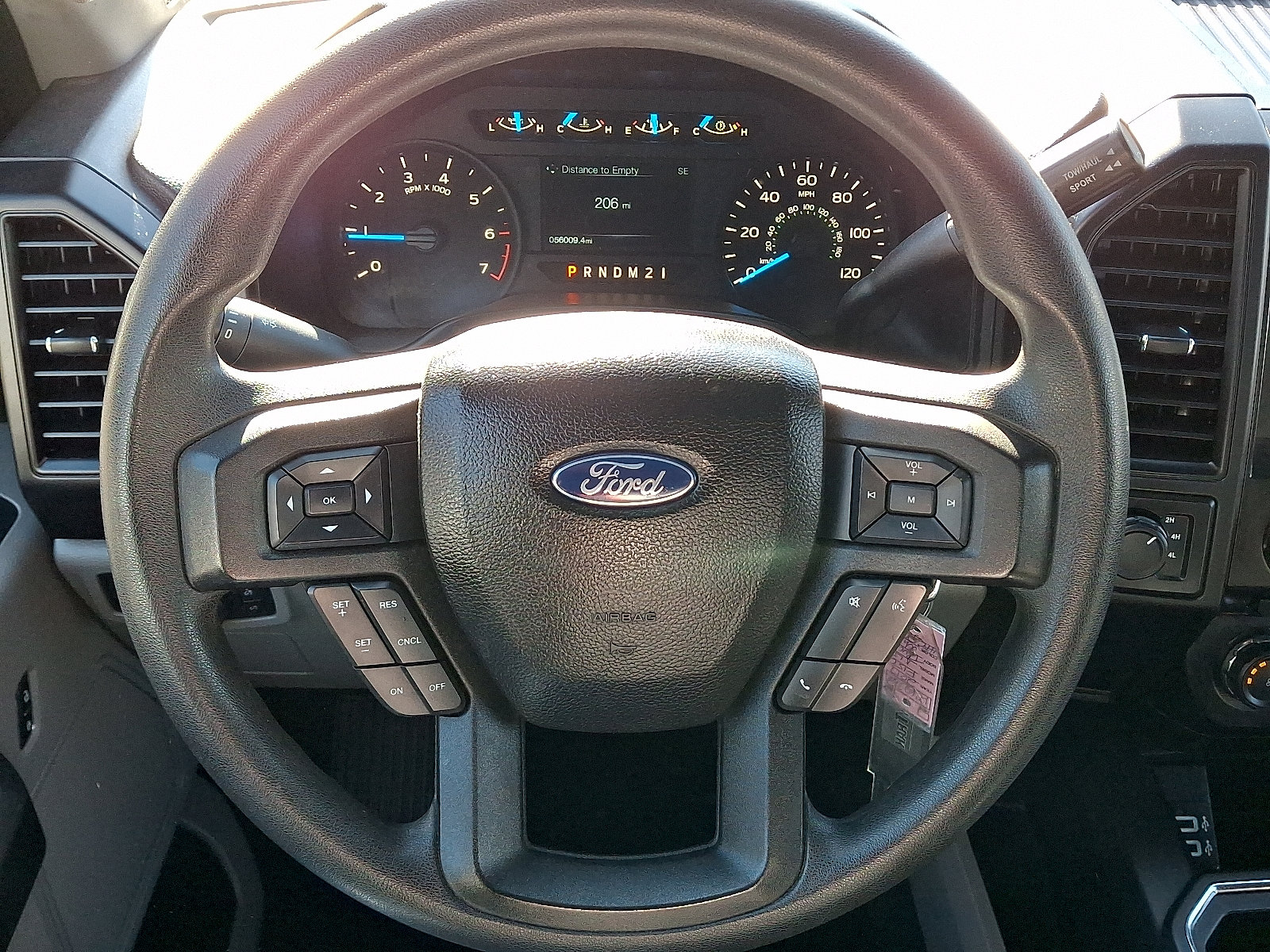 Used 2017 Ford F150 XL w/ Equipment Group 101A Mid AWD/4WD image 19
