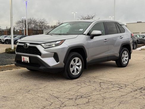Used 2025 Toyota RAV4 LE image 7