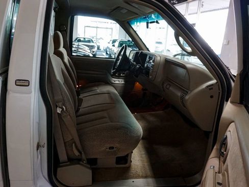 Used 1998 Chevrolet Silverado 1500 4x4 Regular Cab w/ Preferred Equipment Group 2 image 24