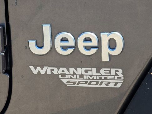 Used 2019 Jeep Wrangler Unlimited Sport S image 10