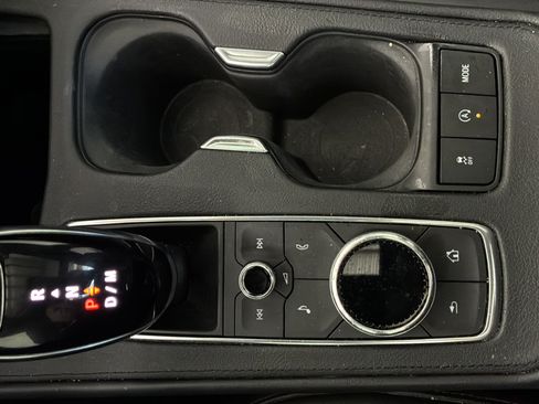 Used 2020 Cadillac XT4 Sport FWD image 33