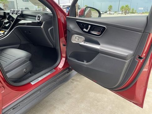 New 2025 Mercedes-Benz GLC 300 image 21