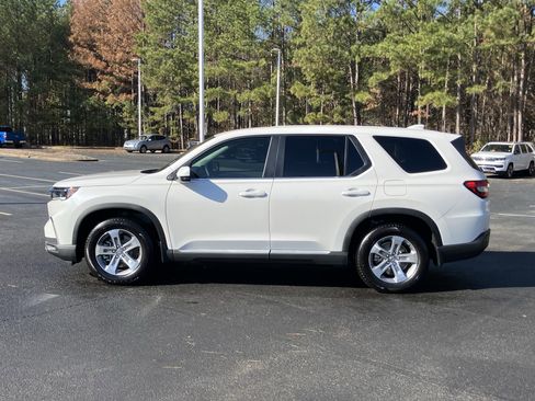 Certified 2025 Honda Pilot EX-L image 7