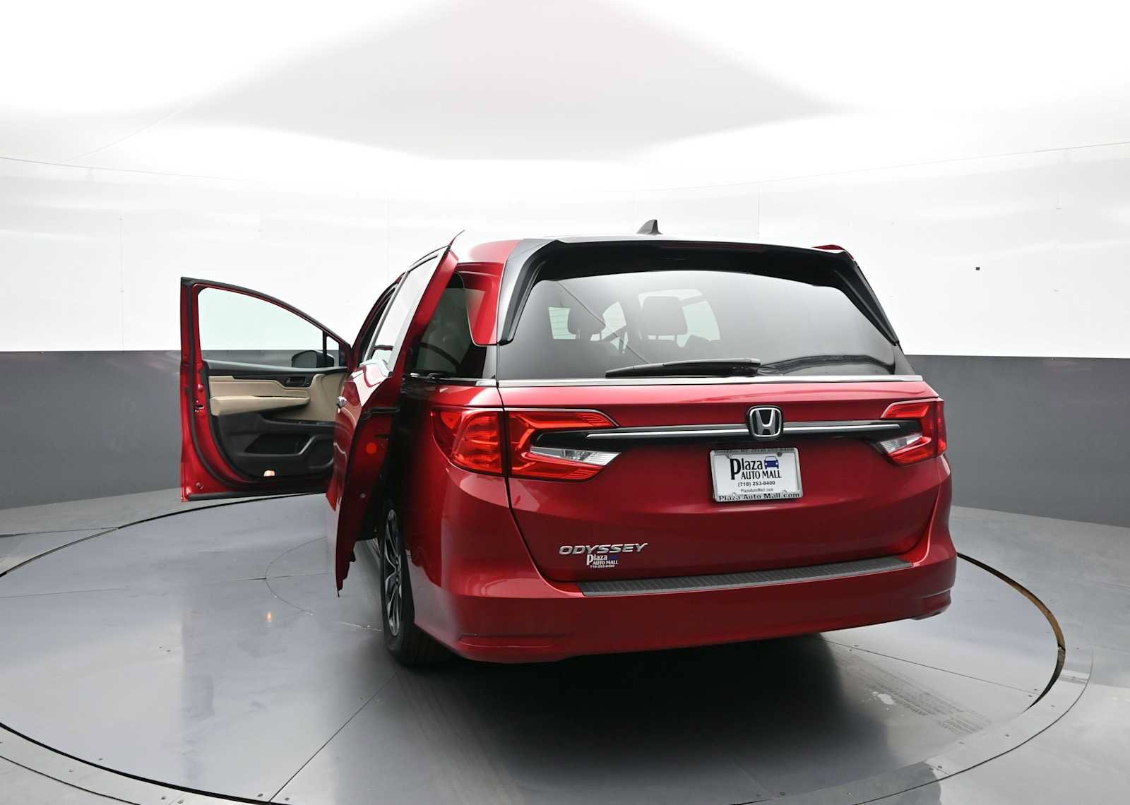 Certified 2024 Honda Odyssey EX-L image 50