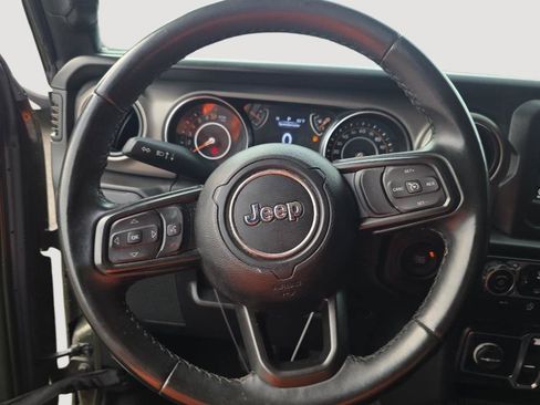Used 2022 Jeep Gladiator Sport AWD/4WD image 5