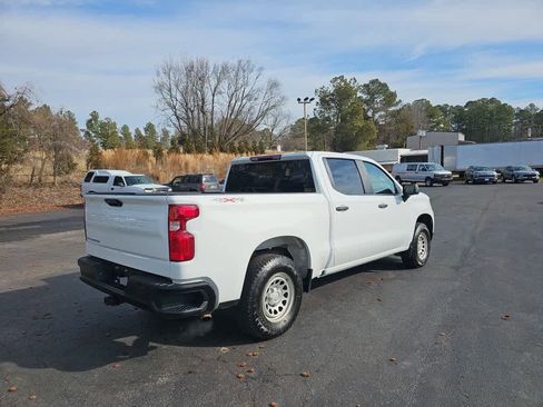 Used 2022 Chevrolet Silverado 1500 W/T w/ WT Value Package image 3