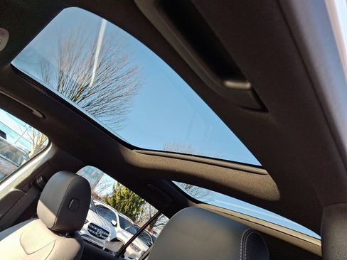 Certified 2023 Mercedes-Benz GLB 250 GLB 250 image 14