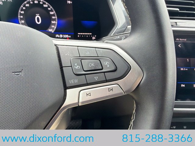 Used 2022 Volkswagen Tiguan SE AWD/4WD image 15