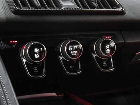 Used 2018 Audi R8 V10 w/ Premium Package image 72