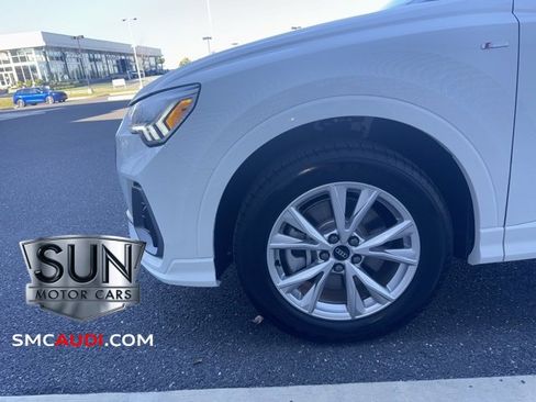 Certified 2025 Audi Q3 2.0T Premium Plus w/ Premium Plus Package image 37