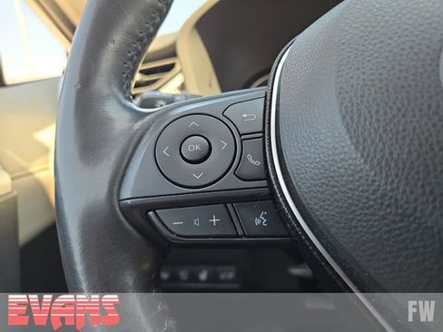Used 2019 Toyota RAV4 Limited AWD/4WD image 14