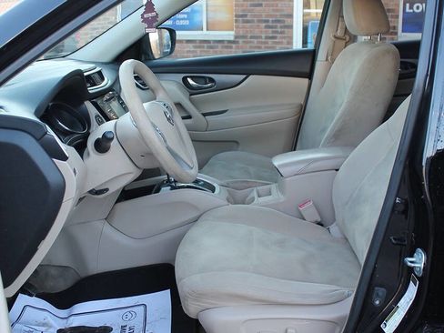 Used 2015 Nissan Rogue SV image 14