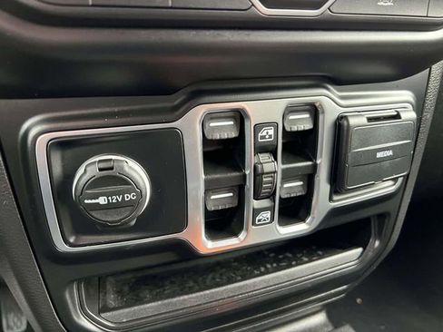 Certified 2022 Jeep Wrangler Unlimited Sport image 22