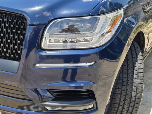 Used 2020 Lincoln Navigator Reserve w/ Luxury Package RWD image 10