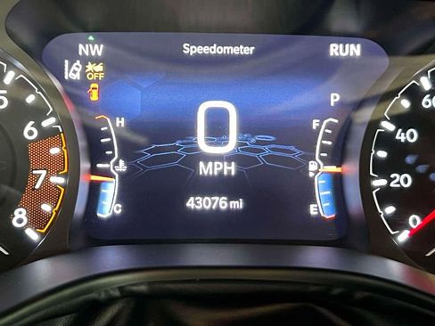 Used 2022 Jeep Compass Limited w/ Sun and Sound Group AWD/4WD image 29