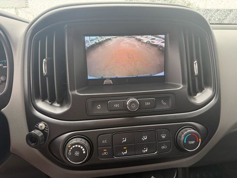 Used 2020 Chevrolet Colorado W/T w/ WT Convenience Package AWD/4WD image 25